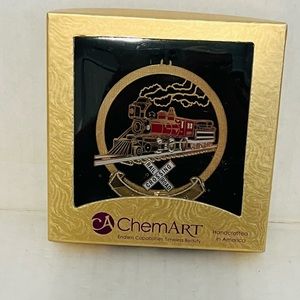 Chemart 1790 Railroad Crossing Train Ornament